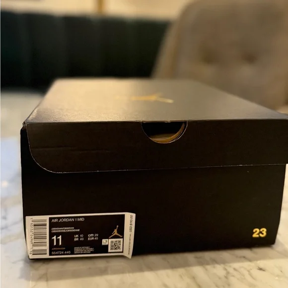 NIKE JORDAN 1 Mid Obsidian Sanded Purple (2020) - Picture 7 of 11